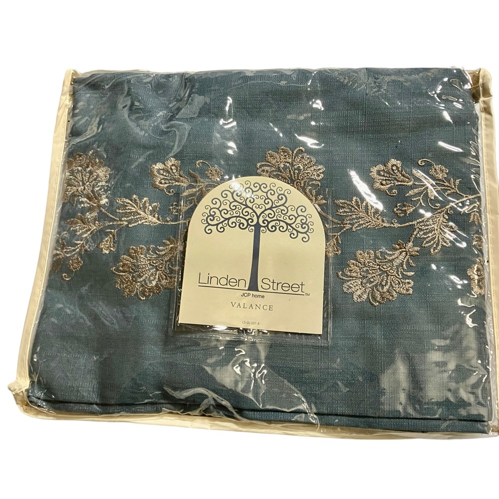 Linden Street NWT JCP Home Valance